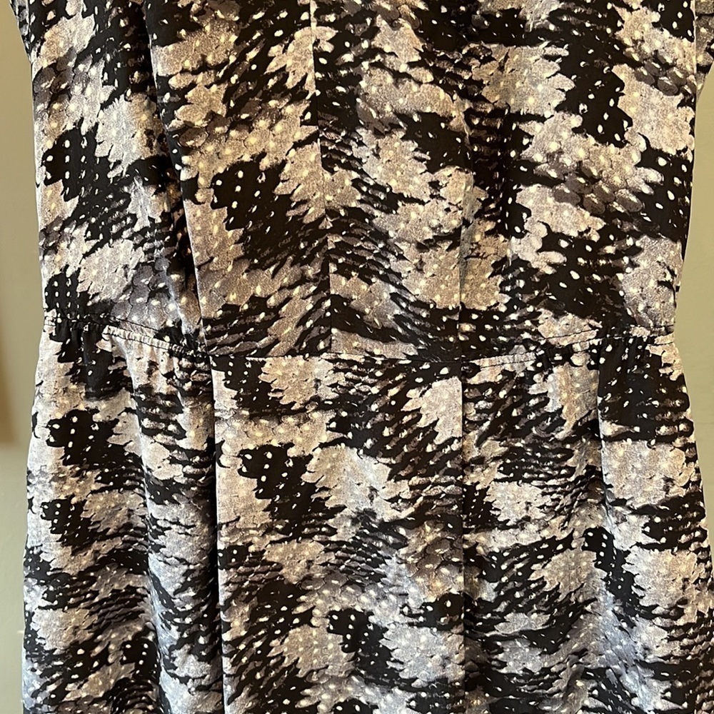 🐠Rebecca Taylor Summer Storm Silk Printed Dress Size 4 gray cutout back - Picture 4 of 8